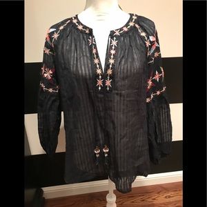 Belle Verde Embroidered Tunic